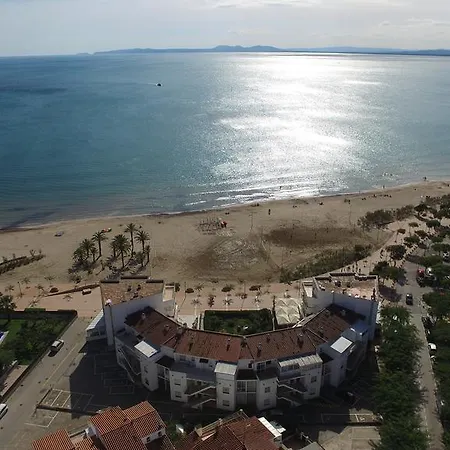 Inmosantos Oasis D4 Apartman *